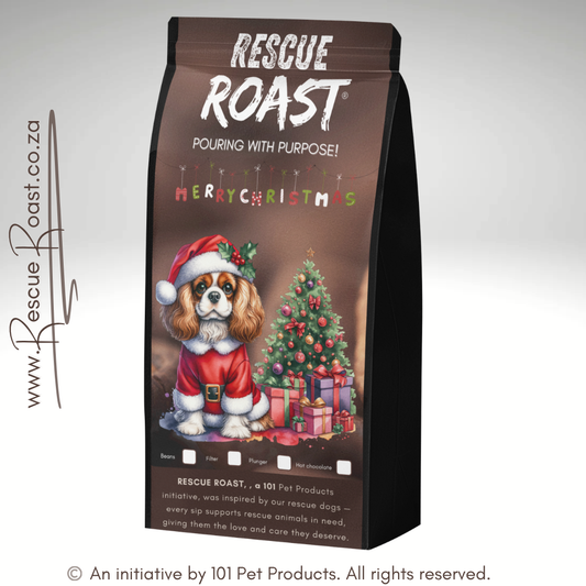 Rescue Roast® Spaniel - Christmas Edition A packaging featuring festive animal artwork